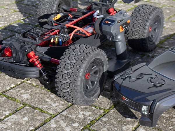 PD RACING 1:6 Magnitron Brushless 6S Speed Monster Truck 1:6