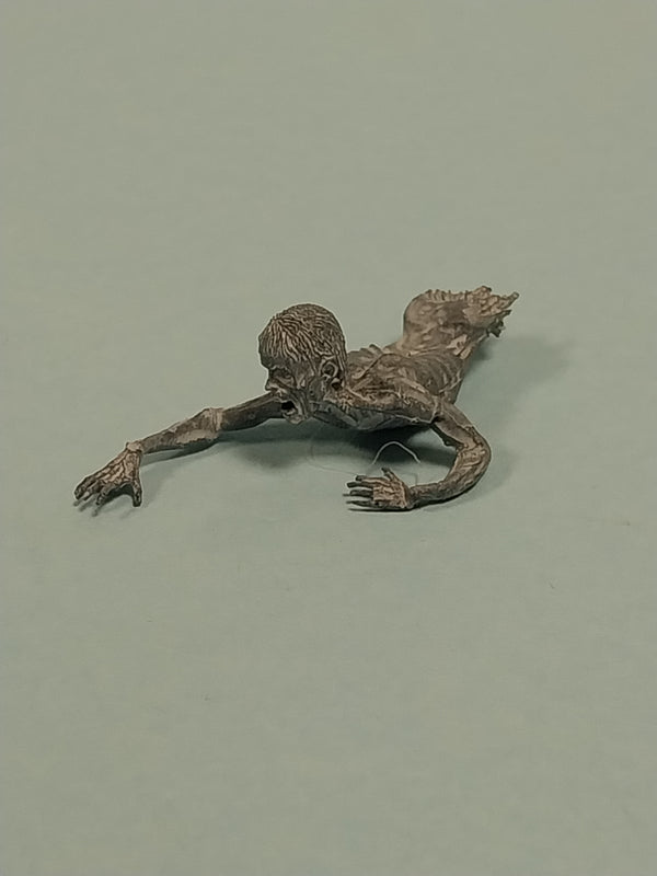 1/35 Scale resin model kit Zombie Crawler