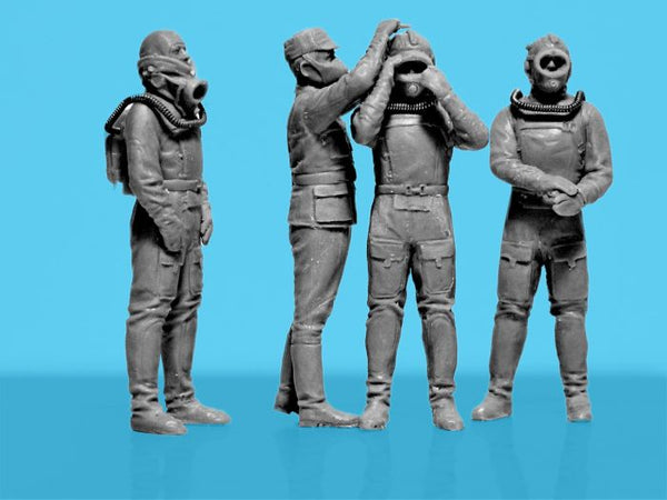 ICM 1/35 Chernobyl#6. Feat of Divers (3 figures)