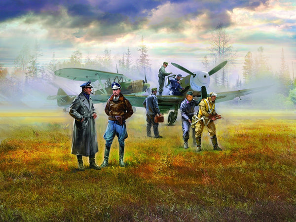 ICM 1/48 WW2 Luftwaffe Airfield (Messerschmitt Bf 109F-4, Hs 126 B-1, German Luftwaffe Pilots and Ground Personnel (7 figures))