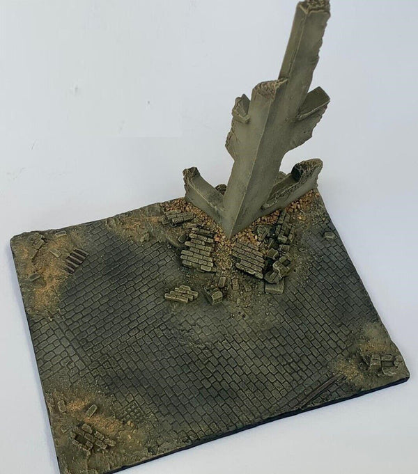 FoG Models 1/35 Scale Provincial Ruin Diorama. Walls and base