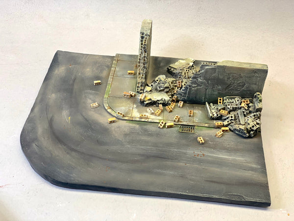 FoG Models 1/35 Scale Ruined wall 'Breached Compound' Diorama Base 280mm x 240mm