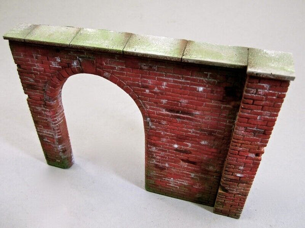 FoG Models 1/35 scale Farmyard Entrance #1 wall section