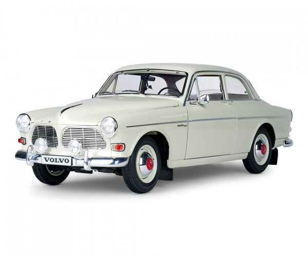 IXO COLLECTIONS Full Kit Volvo S122 Amazone 1/8 Scale Metal Kit