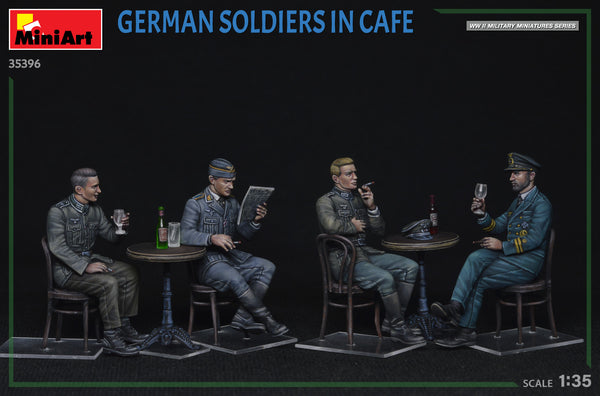 Miniart 1/35 WW2 German Soldiers in Cafe