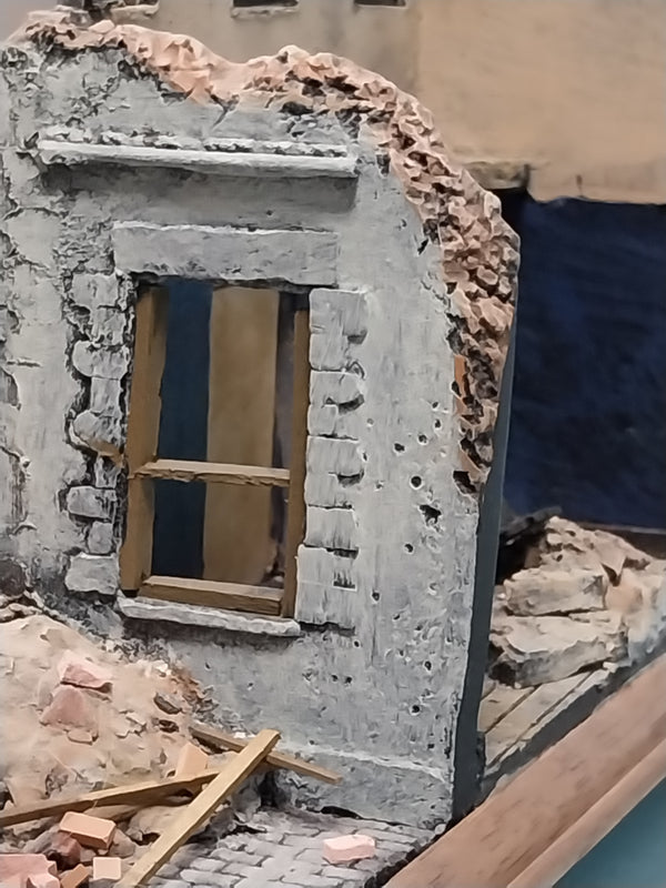FoG Models 1/35 scale Ruined building walls #17 size 105mm x 65mm