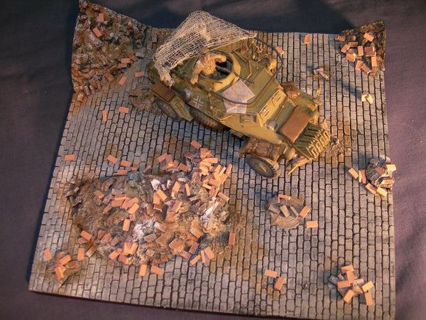 FoG Models 1/35 Scale Vignette base 'In the Ruins' 240mm x 220mm