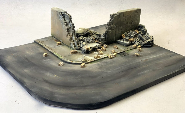 FoG Models 1/35 Scale Ruined wall 'Breached Compound' Diorama Base 280mm x 240mm