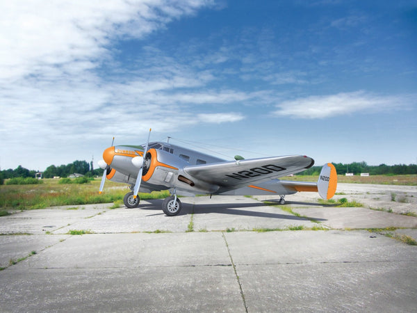 ICM 1/48 C18S, American Passenger Aircraft