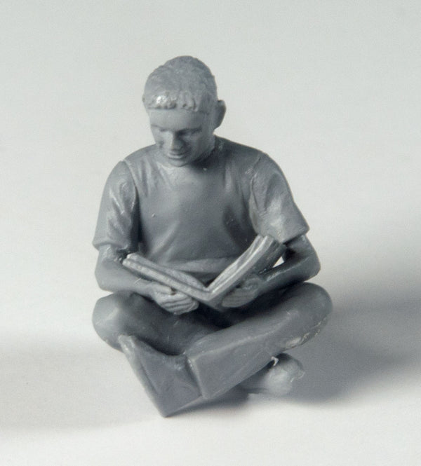 AK Interactive 1/35 Scale plastic figure kit Children SET 1: Boys.