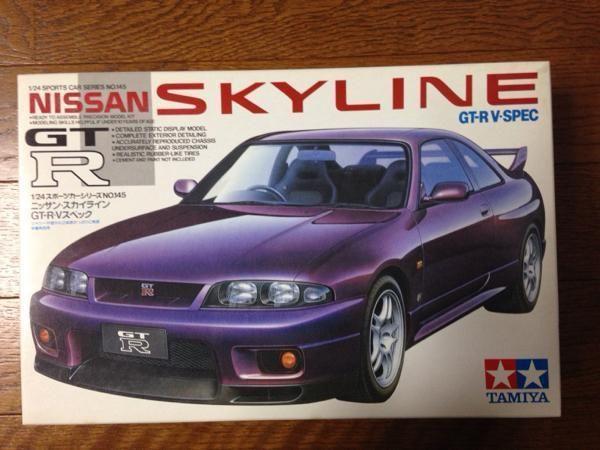 TAMIYA 1/24 Scale CARS NISSAN SKYLINE GT-R V SPEC car model kit