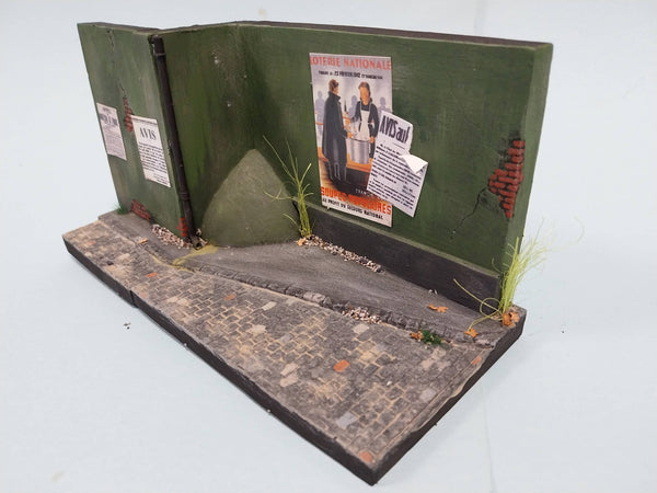 FoG Models 1/35 European street and wall Diorama display base 160mm x 80mm
