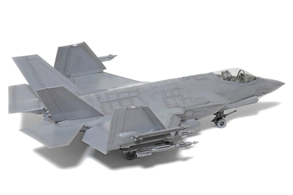 Tamiya 1/48 Scale Model Aircraft Kit Lockheed Martin F-35C Lightning II
