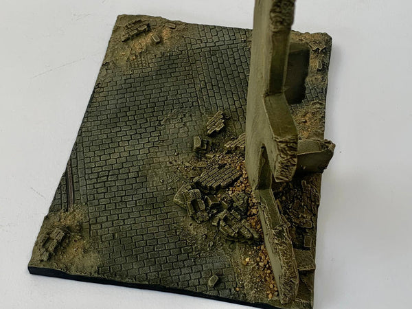 FoG Models 1/35 Scale Provincial Ruin Diorama. Walls and base