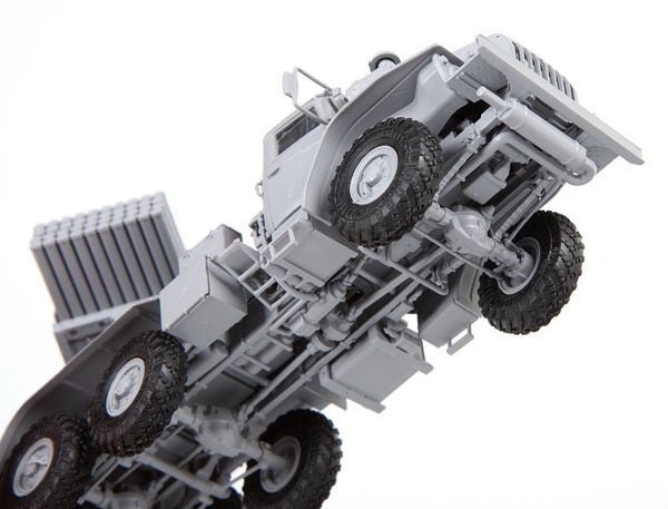 Zvezda 1/72 Scale Russian BM-21 Grad 1 Rocket Launcher model kit