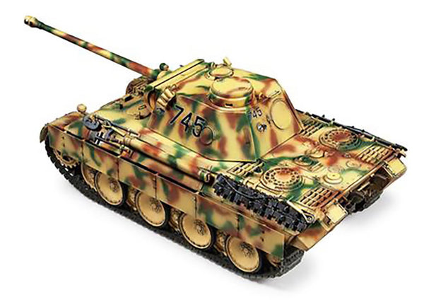 Tamiya 1/35 scale WW2 German Panther D Ausf D tank model kit