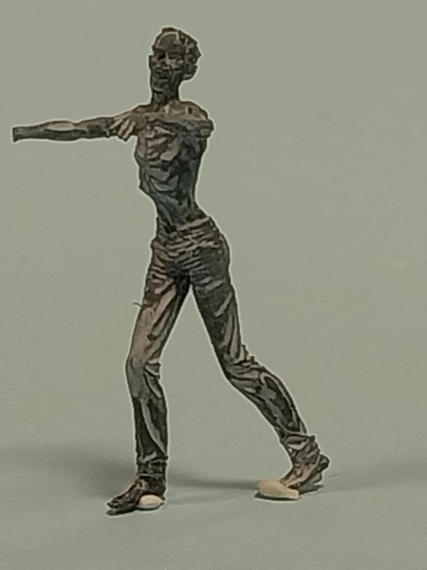1/35 Scale resin model kit Zombie male #7