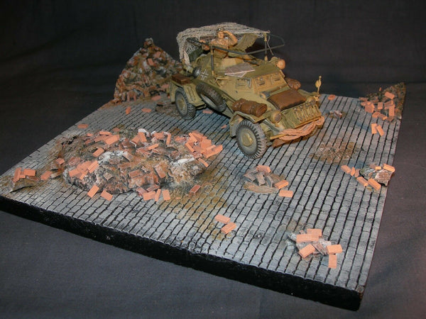 FoG Models 1/35 Scale Vignette base 'In the Ruins' 240mm x 220mm