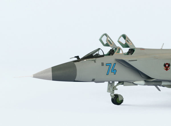 ZVEZDA 1/72 scale MILITARY AIR MiG-31B Aircraft