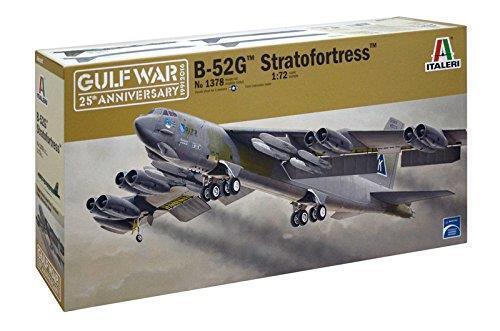 Italeri 1378 1:72 scale B52G Stratofortress Model Building Kit