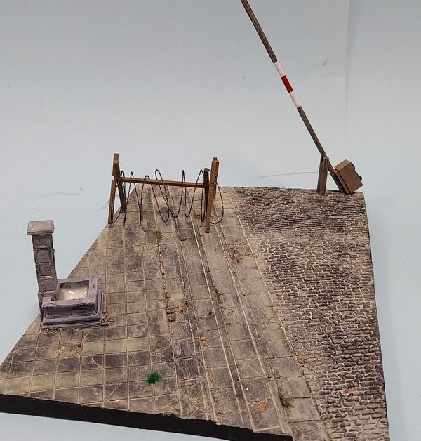 FoG Models 1/35 scale WW2 European town fountain diorama base 305mm x 205mm