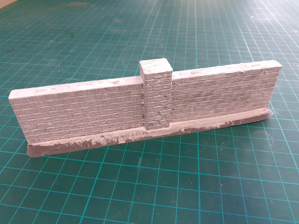 FoG Models 1/35 scale Brick garden wall Straight 145mm x 40mm