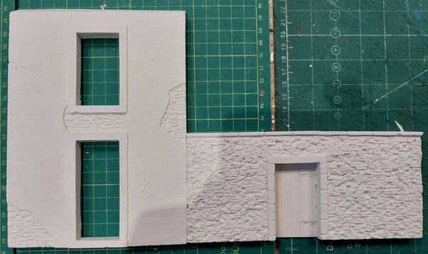 FoG Models 1/35 scale House and garden wall diorama kit