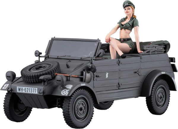 Hasegawa 1/24 scale WW2 German Pkw.K1 Kubelwagen Type 82 And Blond Girl Figure Kit