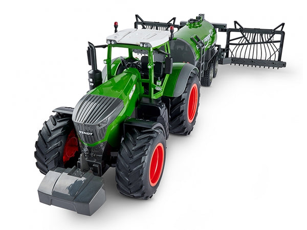 Carson 1:16 Farm Tractor with Road Tank - Green C907344