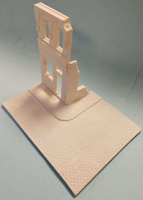 FoG Models 1/35 scale European street corner diorama model kit #1