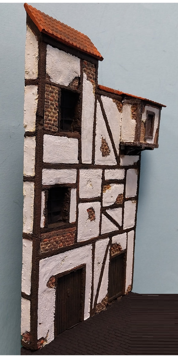 FoG Models 1/35 Scale Medieval European timber framed town house facade