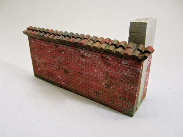 FoG Models 1/35 Scale Tiled wall and pillar 125mm x 55mm