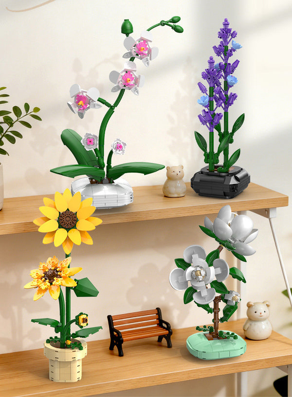 CADA CREATIVE Sunflower Building Block Planter - 187 pcs