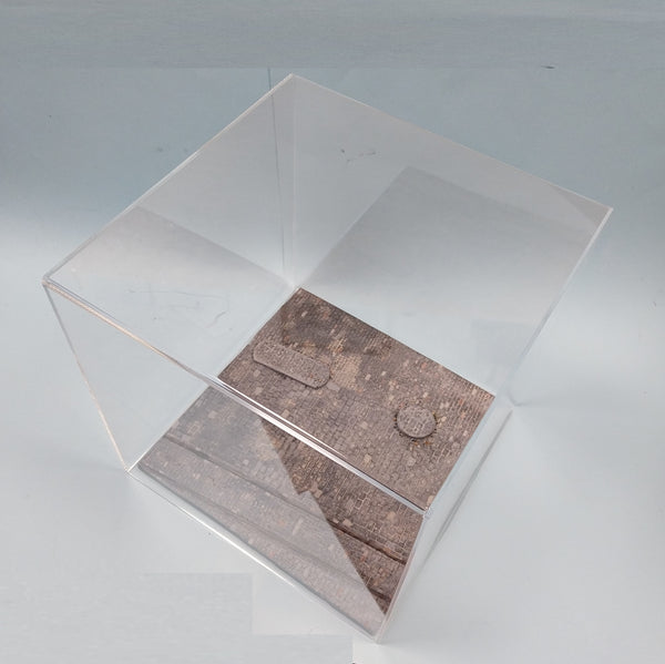 FoG Models quality acrylic display case #3 size 31cm x 31cm x 31cm high