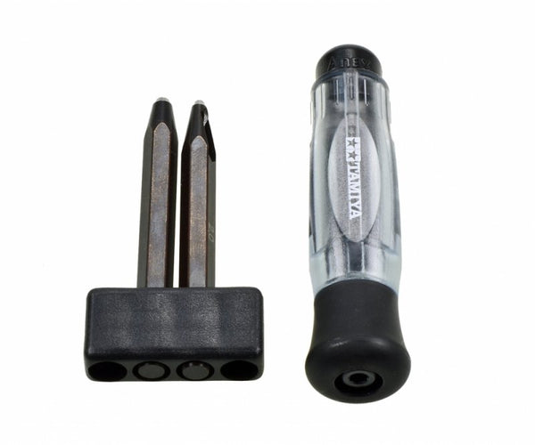 TAMIYA TOOLS / ACCESSORIES - MODELLER'S PUNCH 2MM/3MM