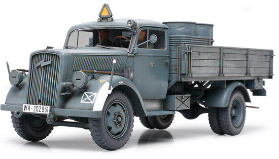 Tamiya 1/35 scale WW2 German 3 Ton 4 x 2 Cargo Truck