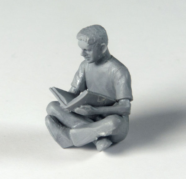 AK Interactive 1/35 Scale plastic figure kit Children SET 1: Boys.