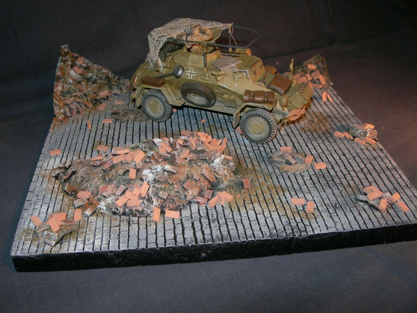 FoG Models 1/35 Scale Vignette base 'In the Ruins' 240mm x 220mm