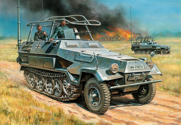 Zvezda 1/35 scale WW2 German SD.KFZ 251/3 AUSF.B RADIO CAR