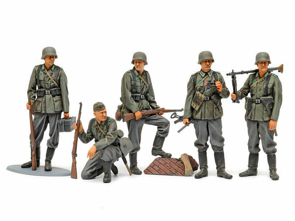 Tamiya 1/35 scale WW2 GERMAN INFANTRY mid war 1941-43
