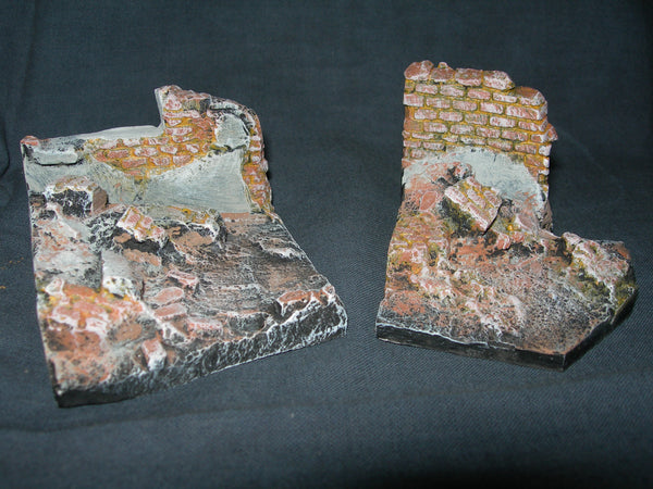 FoG Models 1/35 Scale Vignette Pack of Bases with rubble wall sections