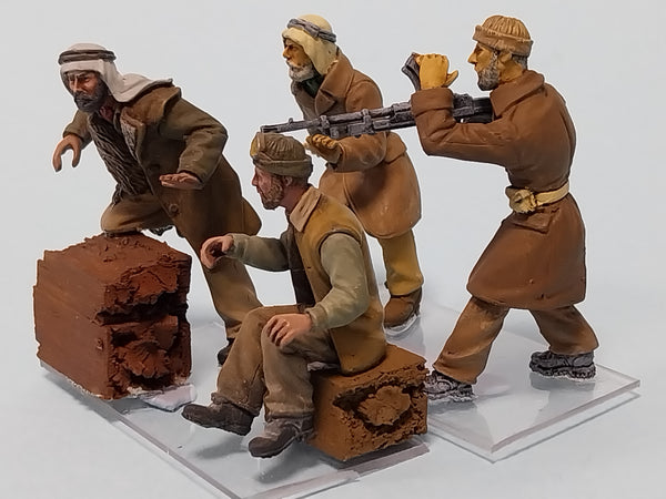 1/35 scale WW2 British LRDG truck crew (4 Figs)