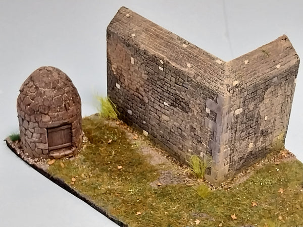 FoG Models 1/35 Scale Old Round well inclosed diorama accessory