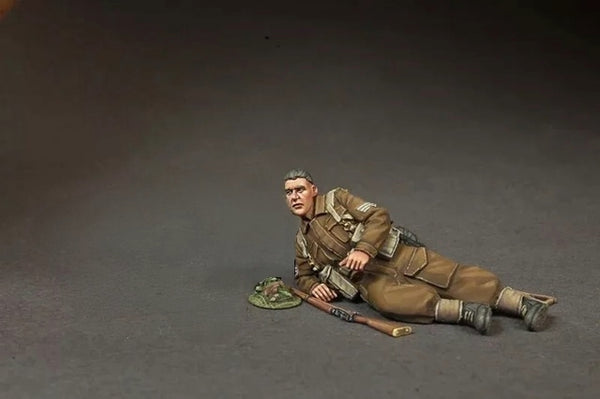Homefront 1/35 scale WW2 British Infantry relaxing #5