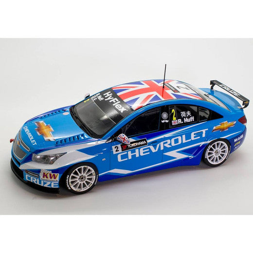 BEEMAX 1/24 CAR Chevy Cruze STW 2012