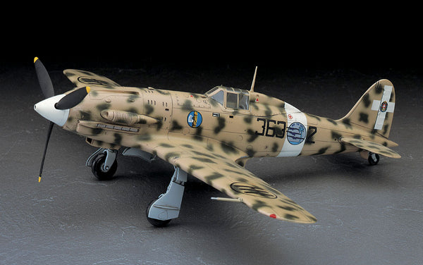 Hasegawa 1:48 Scale WW2 Italian Macchi C202 Folgore fighter plane model kit