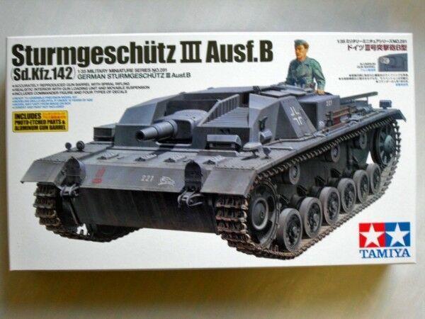 Tamiya 1/35 scale WW2 German Sturmgesshutz STUG III Ausf B tank