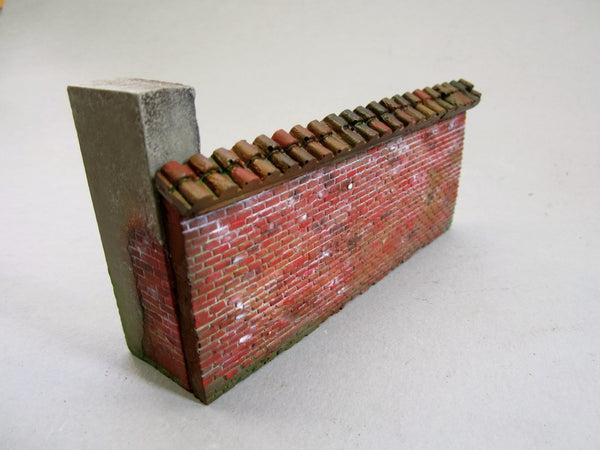 FoG Models 1/35 Scale Tiled wall and pillar 125mm x 55mm
