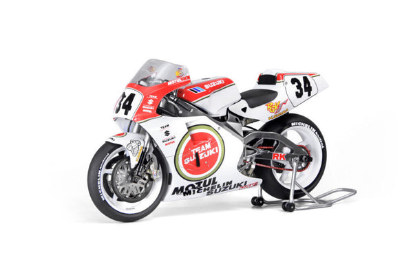 Beemax 1/12 scale Suzuki RGV 500 1993 World Champion Moto 500