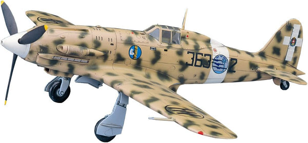 Hasegawa 1:48 Scale WW2 Italian Macchi C202 Folgore fighter plane model kit